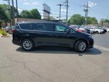 New 2025 Chrysler Pacifica Select image 4