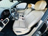 Used 2023 Porsche Cayenne Platinum Edition image 2