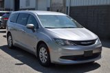 Used 2017 Chrysler Pacifica Touring w/ Tire & Wheel Group image 2