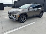 Certified 2025 Hyundai Tucson Limited image 1