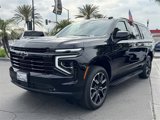 Used 2025 Chevrolet Suburban RST image 3