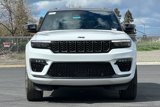 New 2025 Jeep Grand Cherokee Summit image 2