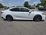 Used 2025 Toyota Camry SE image 4
