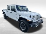 Used 2023 Jeep Gladiator Overland image 3