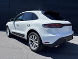 Certified 2025 Porsche Macan image 3
