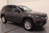 New 2025 Jeep Grand Cherokee Laredo image 2