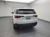 Used 2022 Chevrolet Traverse LS image 6
