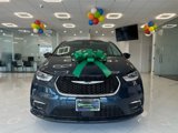 Used 2024 Chrysler Pacifica Select image 2