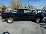 Used 2022 Chevrolet Colorado LT w/ LT Convenience Package image 3