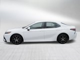 Used 2023 Toyota Camry SE image 4