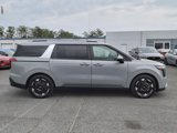 New 2025 Kia Carnival EX image 3