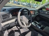 New 2026 Volkswagen Atlas Peak Edition image 4