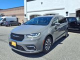 Certified 2021 Chrysler Pacifica Touring-L image 4