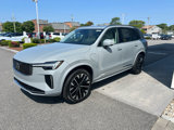 New 2025 Volvo XC90 T8 Plus image 4
