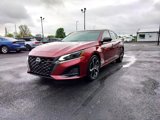 Used 2023 Nissan Altima 2.5 SR w/ SR Premium Package image 4