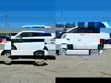 Used 2018 Dodge Grand Caravan SE w/ UConnect Hands-Free Group image 2