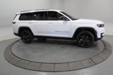 New 2025 Jeep Grand Cherokee L Altitude image 4
