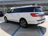Used 2019 Lincoln Navigator L Reserve image 4
