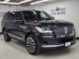 Used 2023 Lincoln Navigator Reserve image 3