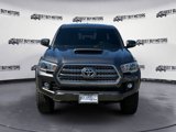 Used 2017 Toyota Tacoma TRD Sport image 2