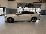 Used 2017 Chevrolet Malibu LT image 4