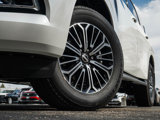 New 2025 Nissan Armada SL w/ Captain's Chari Seat Package image 6