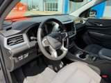 Certified 2022 GMC Acadia SLE w/ Driver Convenience Package image 2
