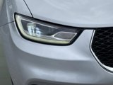 Used 2023 Chrysler Pacifica Touring-L image 5