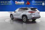 Used 2022 Toyota Highlander XLE image 5