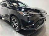 Certified 2024 Toyota Corolla Cross SE image 3