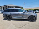 Used 2021 Lincoln Aviator Reserve image 3