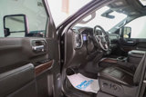 Used 2023 GMC Sierra 2500 Denali w/ Denali Black Diamond Edition image 4