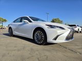New 2025 Lexus ES 300h w/ Luxury Package image 2