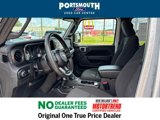 Used 2024 Jeep Gladiator Mojave w/ Technology Group image 4