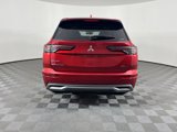 New 2025 Mitsubishi Outlander SEL image 4