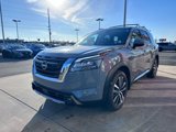 New 2025 Nissan Pathfinder Platinum image 5