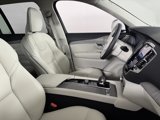 Certified 2025 Volvo XC90 B5 Plus image 2