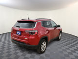 Used 2024 Jeep Compass Latitude image 4