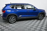 Certified 2024 Volkswagen Taos SE image 3