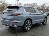 New 2025 Mitsubishi Outlander SE image 4