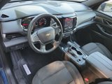 Used 2023 Chevrolet Traverse LT image 2
