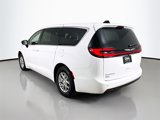 New 2026 Chrysler Pacifica Select image 6