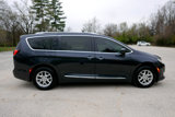 Used 2020 Chrysler Pacifica Touring-L image 5