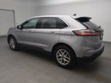 Used 2023 Ford Edge SEL image 3