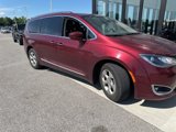 Used 2017 Chrysler Pacifica Touring-L Plus image 2