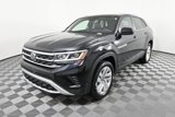 Certified 2023 Volkswagen Atlas Cross Sport SE w/ Panoramic Sunroof Package image 2