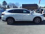 Used 2022 Acura MDX SH-AWD w/ Technology Package image 2