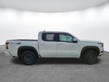 New 2025 Nissan Frontier PRO-4X w/ Pro Convenience Package image 4