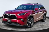 New 2025 Toyota Highlander XLE image 2