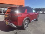 New 2025 Nissan Pathfinder Platinum image 5